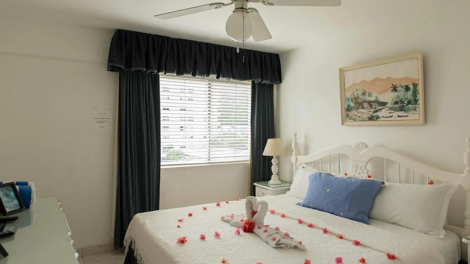 Dolphin Beach Suite Ocho Rios 0*,