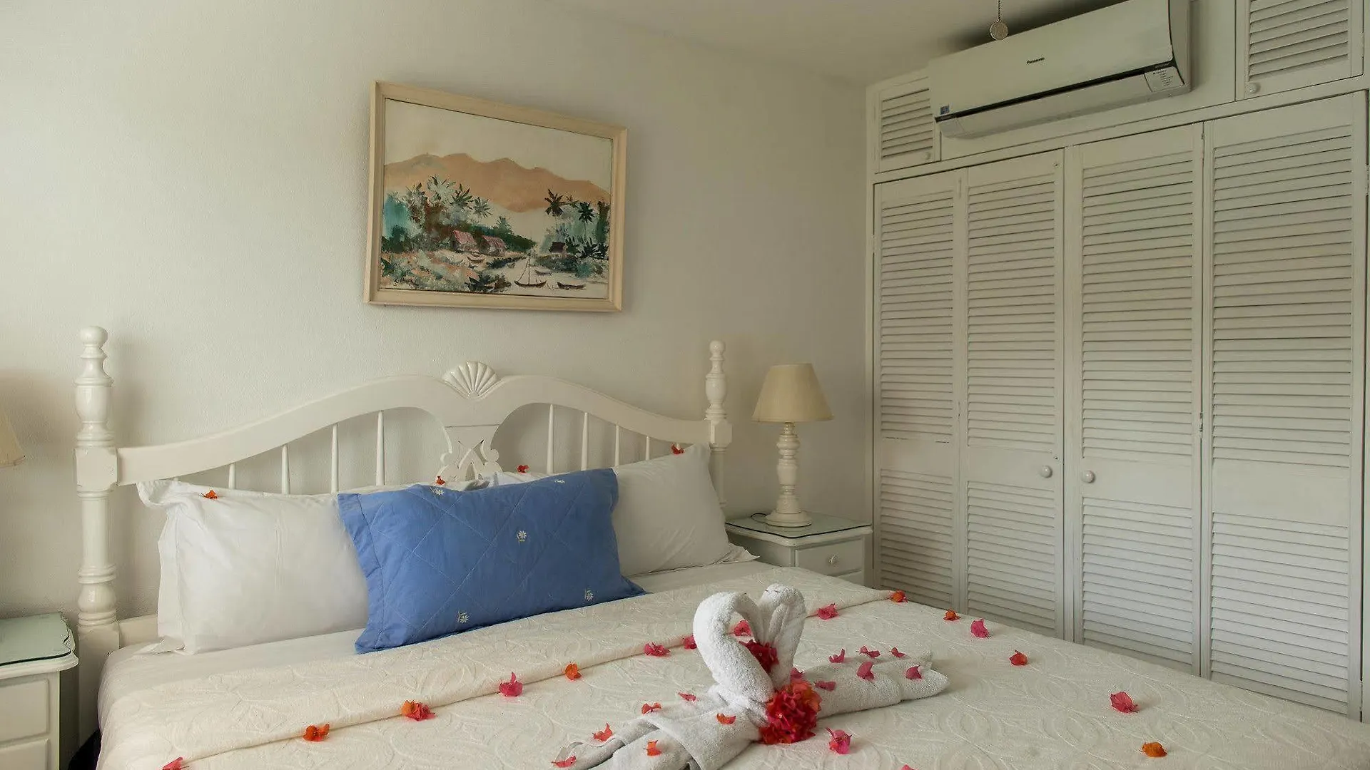 Dolphin Beach Suite Ocho Rios