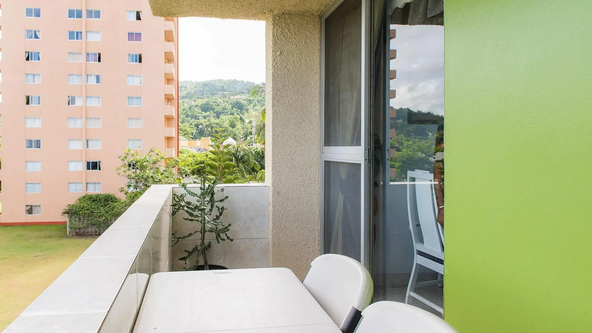 Apartment Dolphin Beach Suite Ocho Rios