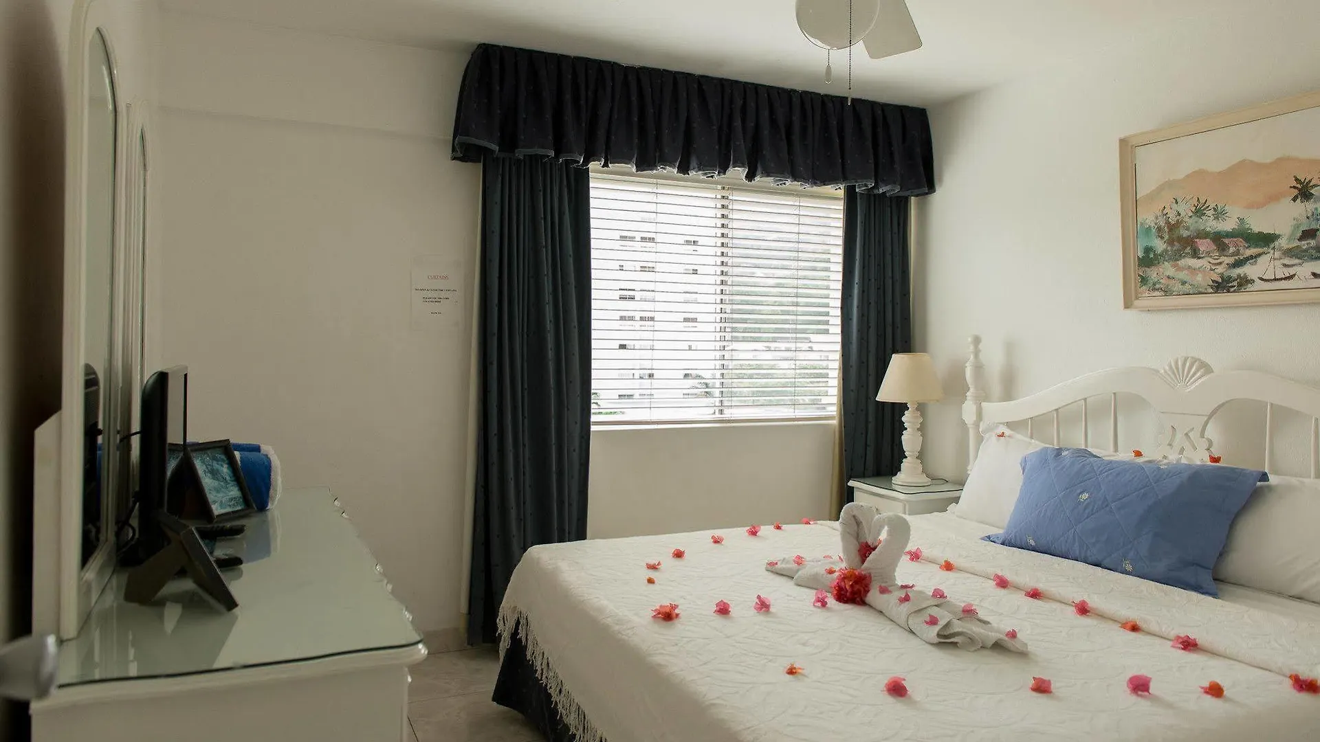Dolphin Beach Suite Ocho Rios Apartment